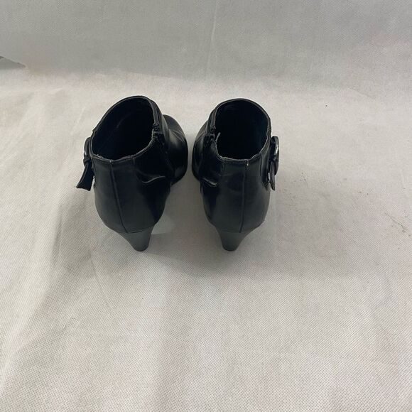 Covington‎ 7.5 black western style ankle boots zip up - Picture 4 of 9